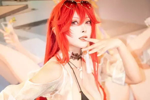 【コスプレ】豊満な美ボディをおしみなく披露する美女レイヤー！『クリスタル・オブ・アトラン』の夏衣装で曲線美の極地をみせる【写真9枚】