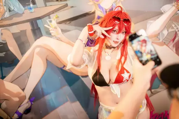 「【コスプレ】豊満な美ボディをおしみなく披露する美女レイヤー！『クリスタル・オブ・アトラン』の夏衣装で曲線美の極地をみせる【写真9枚】」の画像