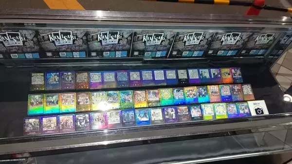 「『アイマス』合同ライブ「MOIW2025」に“アイ”が集まる！「のぼり」や「痛車」など会場周辺施策をレポート」の画像