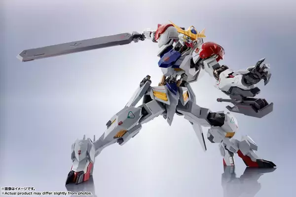 「「ガンダムバルバトスルプス」が“魂ストア限定仕様”でMETAL ROBOT魂化！セット内容を改め、台座デザインも一新」の画像
