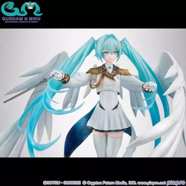 「「ウイングガンダムゼロ EW」モチーフの「初音ミク」フィギュアが再販！機体の羽などを衣装で再現」の画像