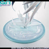 「「ウイングガンダムゼロ EW」モチーフの「初音ミク」フィギュアが再販！機体の羽などを衣装で再現」の画像2