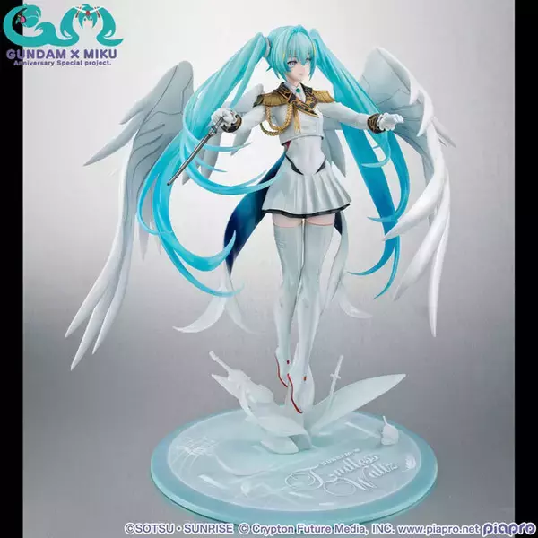 「「ウイングガンダムゼロ EW」モチーフの「初音ミク」フィギュアが再販！機体の羽などを衣装で再現」の画像
