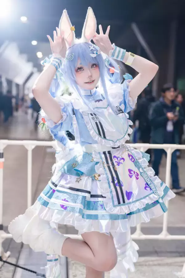 「【コスプレ】キラキラの瞳が可愛いぺこら！悩ましポーズ船長にキュートなみこちまで「ホロEXPO」美女レイヤー10選【写真43枚】」の画像
