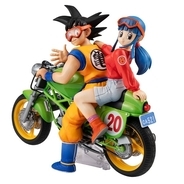 「ドラゴンボールZ」青年時代の仲睦まじい「孫悟空＆チチ」が10年振りに再登場！バイクは細かなパーツまで緻密に再現、単体でもディスプレイ可能
