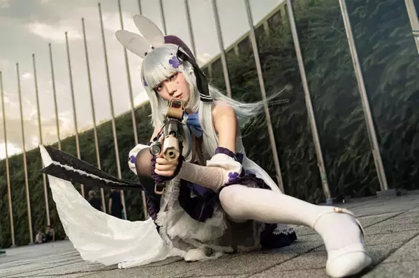 「【コスプレ】すらっとした肢体でアクションポーズをバシッと決める！台湾の『ドルフロ』レイヤーが輝いていた【写真6枚】」の画像