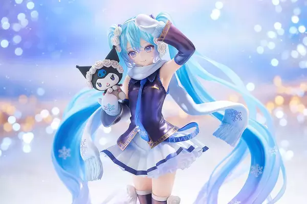 「「雪ミク」×「クロミ」フィギュアが幻想的！ツインテールにはクリアパーツを採用、予約締切迫る」の画像