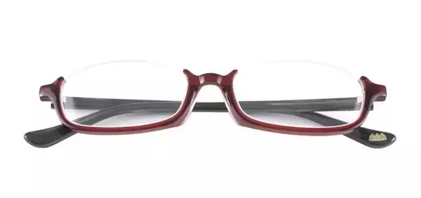 「『ウマ娘』ビワハヤヒデの「眼鏡」が商品化！再現モデル、イメージモデルの2種類を展開」の画像