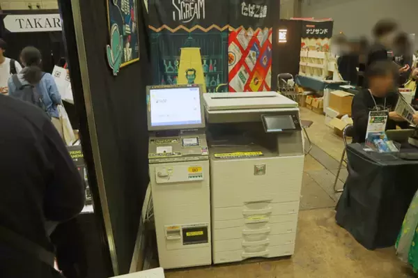 「コンビニのマルチコピー機が謎解きの扉を開く！ THE NAZO STOREブースレポート「コピナゾ」最新作の先行発売も【ゲームマーケット2025春】」の画像