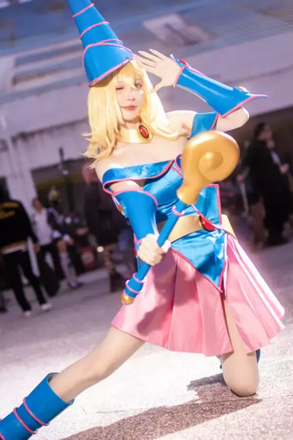 「【コスプレ】大胆過ぎる魔法少女や「チェンソーマン」レゼ、ブラマジガールなど役者がそろう！攻撃力高めな台湾美女レイヤー8選【写真32枚】」の画像