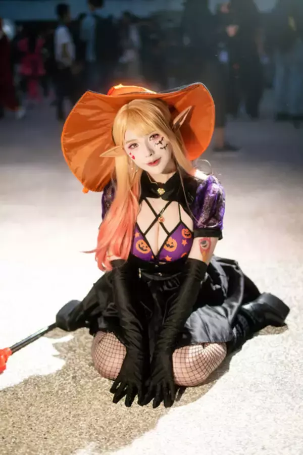 「【コスプレ】大胆過ぎる魔法少女や「チェンソーマン」レゼ、ブラマジガールなど役者がそろう！攻撃力高めな台湾美女レイヤー8選【写真32枚】」の画像