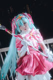 「【コスプレ】3月9日は初音ミクの日！通常衣装にレースクイーン、ラビットホールまで多彩な魅力を味わえるコスプレまとめ【写真47枚】」の画像10