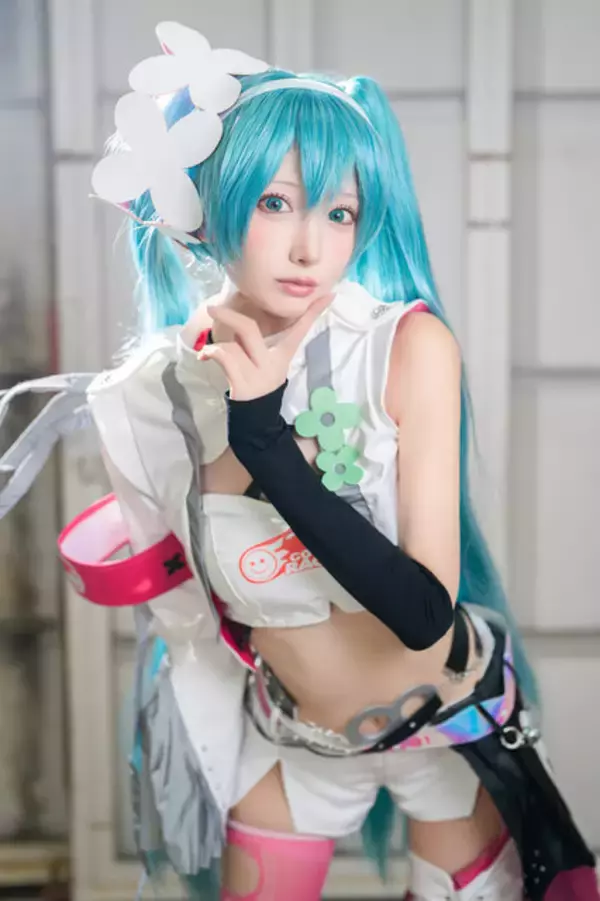 「【コスプレ】3月9日は初音ミクの日！通常衣装にレースクイーン、ラビットホールまで多彩な魅力を味わえるコスプレまとめ【写真47枚】」の画像