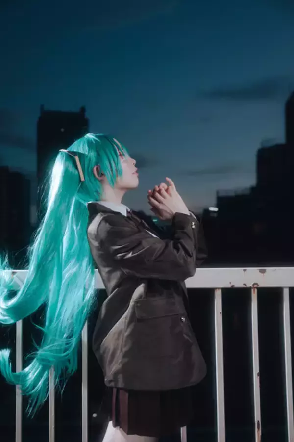 「【コスプレ】3月9日は初音ミクの日！通常衣装にレースクイーン、ラビットホールまで多彩な魅力を味わえるコスプレまとめ【写真47枚】」の画像