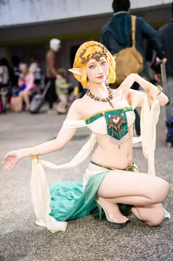 「【コスプレ】優雅で気高い王女「ゼルダ姫」が美しすぎる！まるで実写版のような圧巻の美貌を披露【写真8枚】」の画像