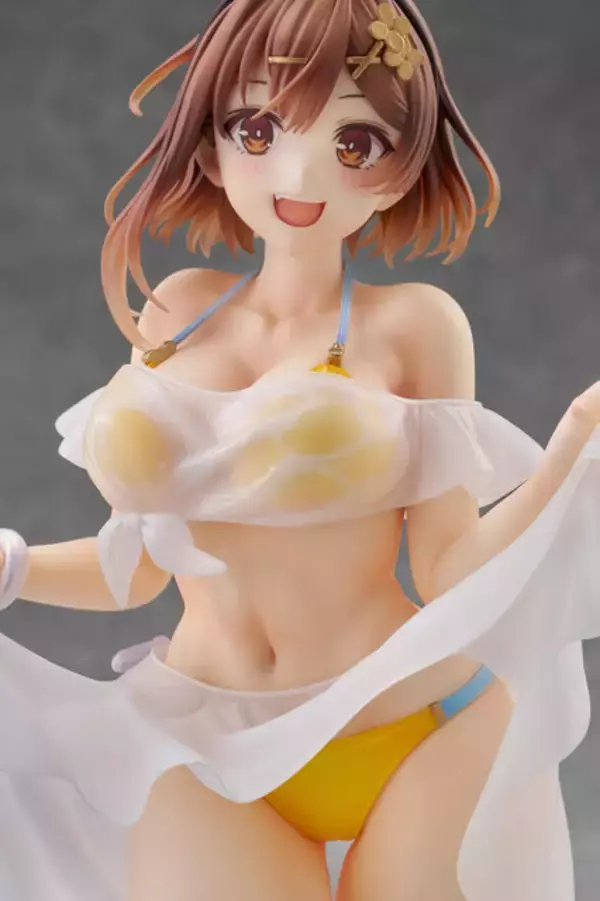 「パレオから魅せる健康的な太もも！「ライザ 」水着ver.フィギュアが予約受付開始ートリダモノ氏が描くプロポーションを見事に立体化」の画像