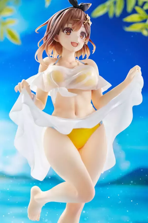「パレオから魅せる健康的な太もも！「ライザ 」水着ver.フィギュアが予約受付開始ートリダモノ氏が描くプロポーションを見事に立体化」の画像