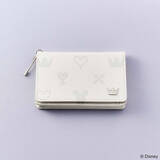 「『キングダム ハーツ』ソラ、王様たちのピンズがカッコイイ！オシャレなキーブレードチャーム付きペンケースなどが予約受付中」の画像11