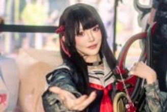 【コスプレ】2ショット撮影ができた『鳴潮』ブース！スレンダーな美脚が光る千咲の美女レイヤーが素晴らしい【台北ゲームショウ2026】