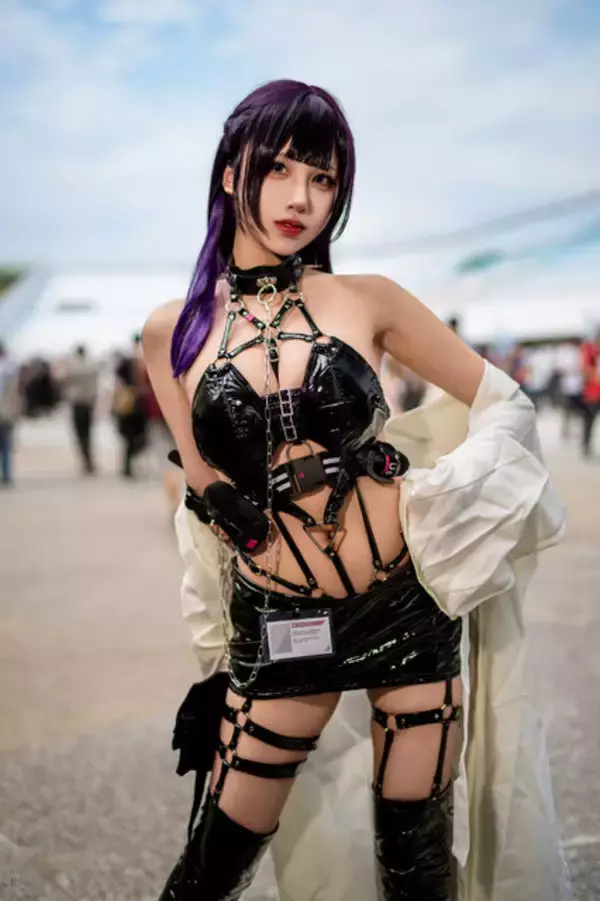 「【コスプレ】台湾美女による『NIKKE』ミハラが、百点満点な魅惑ボディ！【写真10枚】」の画像
