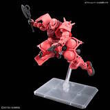 「新作ガンプラ「HG シャア専用ザク(GQ)」が存在感抜群！マッシブなボディから放つ「シャアキック」ポーズもキマってる」の画像6