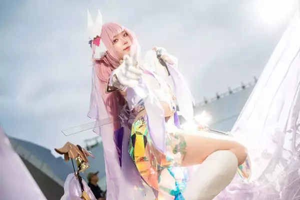 「【コスプレ】台湾美女の『崩壊3rd』エリシアが舞う！スラリとした細身の長身を活かした美しいポージングが躍動する【写真9枚】」の画像