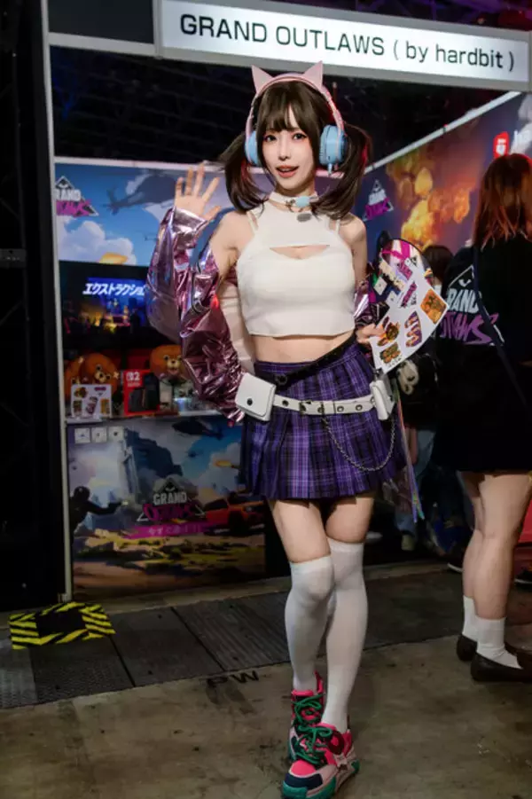 「【コスプレ】猫耳ヘッドセットとミニスカ×ニーハイが抜群に可愛い！人気の台湾美女レイヤーがTGSで美スタイルを披露【写真10枚】」の画像