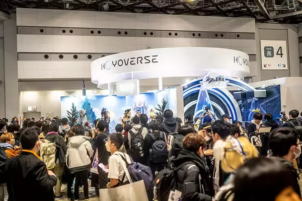 「【コスプレ】『原神』ナヴィアの中国美女レイヤー、華があり過ぎじゃない？3年ぶりに帰ってきたsherryに注目【写真15枚】」の画像