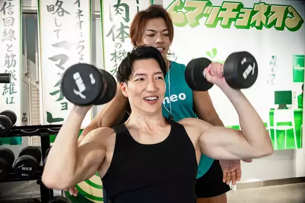 「「あなたは10ギガ過剰摂取です！」イケメン筋肉集団がスマホのギガ肥満を診断する、mineoの異色イベント「マッチョネオ」に潜入してみた」の画像