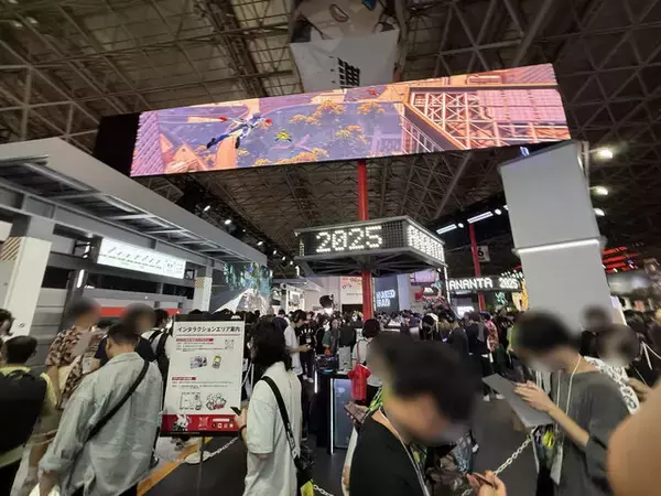 「【コスプレ】中国屈指の美女レイヤーがミニ丈の衣装で魅せる！日本ゲーム大賞「フューチャー部門」受賞『無限大ANANTA』のブースレポ【写真19枚】」の画像