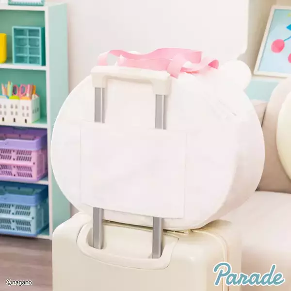 「旅行でも大活躍！「ちいかわ」スーツケースに取付可能な「おかおBIGボストンバッグ」全2種がアミューズメント施設にて1月中旬展開」の画像