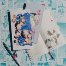 ほぼ日より「名探偵コナン」コラボ文具が発売！一冊丸ごと原作イラストを使用した手帳、腕時計型麻酔銃の下敷きなど豊富なデザイン