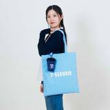 「「セブン‐イレブン」人気商品をグッズ化した「Happyくじ」が3月13日発売！巨大なからあげ棒ぬいぐるみや、“金”シリーズのブランケットなどユニーク」の画像4