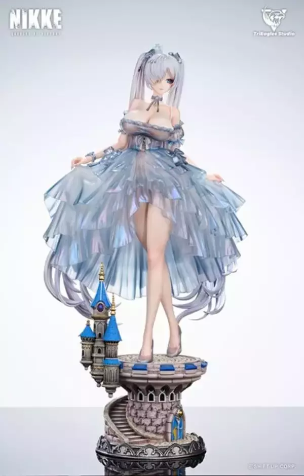 「12万円超えの大迫力太もも！『勝利の女神：NIKKE』よりシンデレラが「ガラスのプリンセス」姿で1/4スケールスタチュー化」の画像