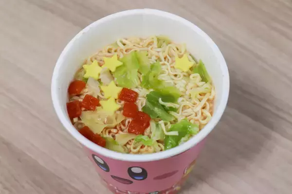 「「カービィたちの超まんぞくフェス」はパッケージがとっても可愛い！オリジナルスプーンも見逃せないコラボをご紹介【商品フォトレポート】」の画像