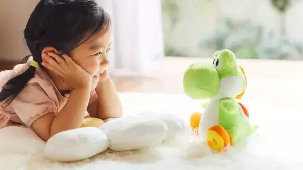 「お子さま向け「マイマリオ」に“ヨッシー”が仲間入り！アプリ『かおヨッシー』や、うたっておしゃべりするぬいぐるみなど」の画像