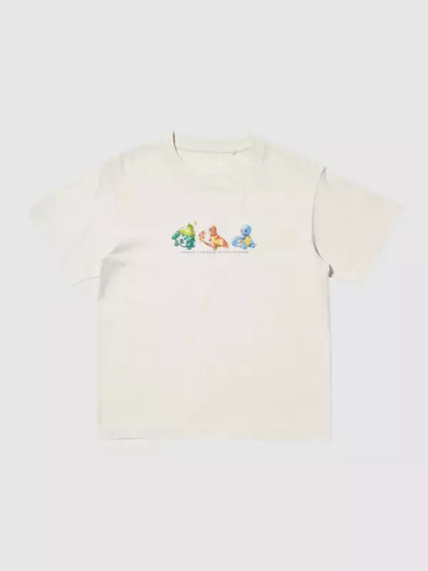 「ユニクロの『ポケモン』30周年UTコレクションがエモい！初代ピカチュウ、御三家、イーブイらの水彩アートをお洒落にデザイン」の画像