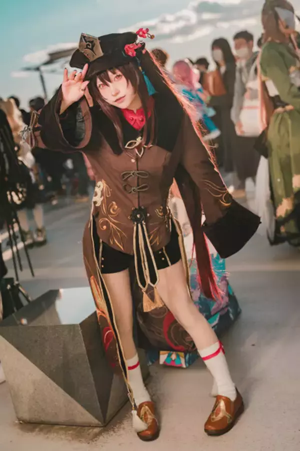 「【コスプレ】冬コミケを彩る美女レイヤー13選！ゲーム・アニメ・VTuberなどバラエティ豊か【写真59枚】」の画像