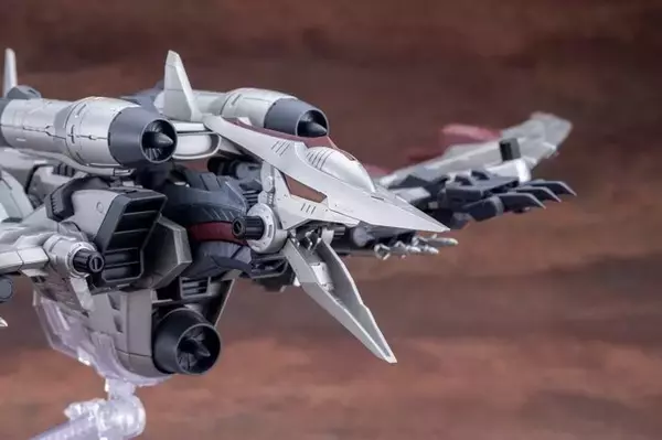 「「ゾイド -ZOIDS-」アーラバローネ仕様の「ストームソーダー」が予約受付中ー各部フル可動のプラモデル、アニメ版ゾイドの色分けを再現」の画像