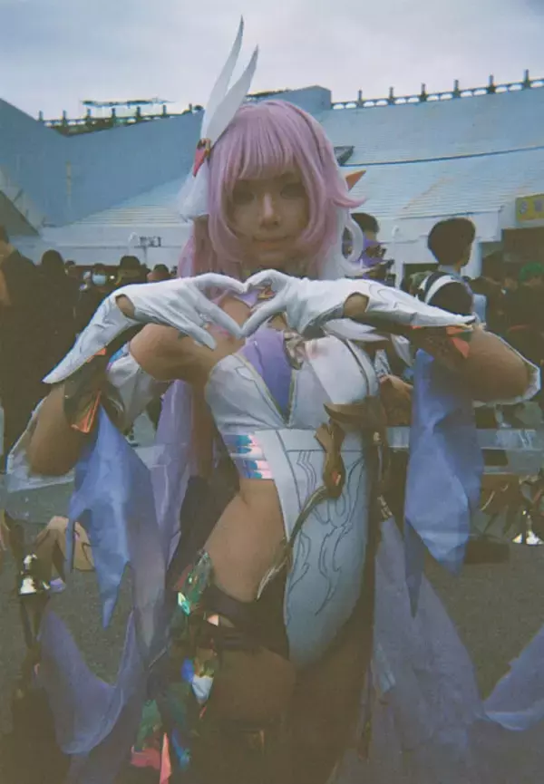 「【特集】「写ルンです」って知ってる？台湾最大級のコスプレイベントをフィルムカメラで撮ってみたらエモくてすごかった【写真28枚】」の画像