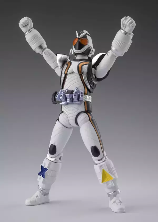 「食玩「掌動EXCEED 仮面ライダー2」でカブト、ガタックら4体が可動フィギュア化！「おばあちゃんが言っていた…」やライダーキックもバッチリ決まる」の画像