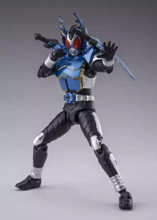 「食玩「掌動EXCEED 仮面ライダー2」でカブト、ガタックら4体が可動フィギュア化！「おばあちゃんが言っていた…」やライダーキックもバッチリ決まる」の画像