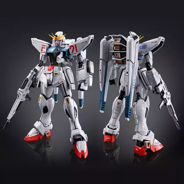 「ガンプラ「MG ガンダムF91 Ver.2.0［チタニウムフィニッシュ］」が再販！決戦シーンを再現できる「ラフレシア型台座」も付属」の画像