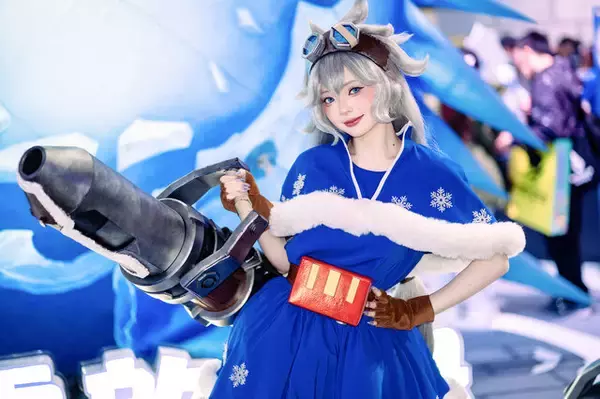 【コスプレ】台湾屈指の人気レイヤーの透明感に心奪われそう！ミニ丈ワンピの『ホワサバ』ジャスミンが可愛すぎた【台北ゲームショウ2026】