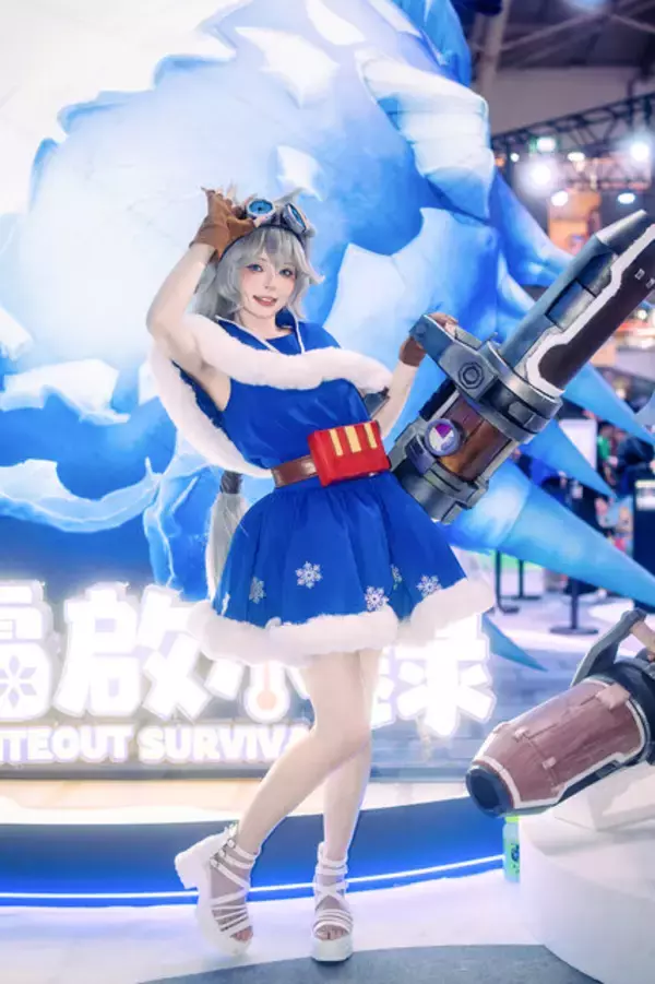 「【コスプレ】台湾屈指の人気レイヤーの透明感に心奪われそう！ミニ丈ワンピの『ホワサバ』ジャスミンが可愛すぎた【台北ゲームショウ2026】」の画像