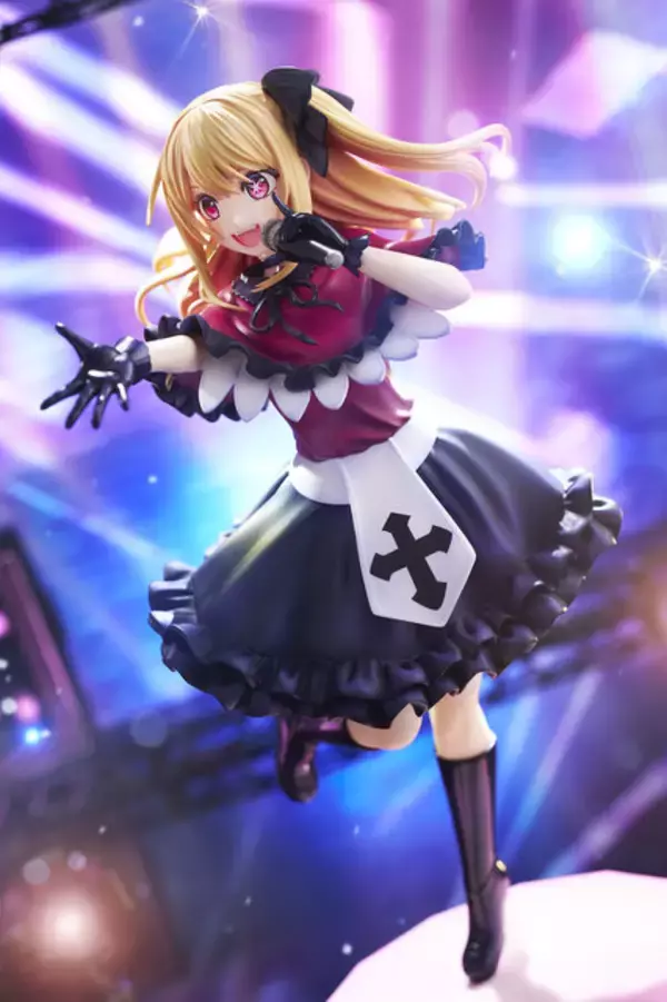 「「【推しの子】」ルビーがファーストステージ編の衣装で立体化！ファンの心を惹きつける眩しい笑顔、購入特典の“ウインク顔”が可愛すぎる」の画像