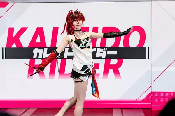 「【コスプレ】日中美女レイヤーと距離が近すぎてドキドキが止まらない！バイク×美女で話題の『チェイシング・カレイドライダー』レポ【写真41枚】」の画像