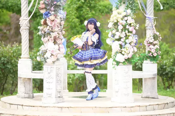 「【コスプレ】今日は「ミニスカートの日」！マリン船長やセーラー戦士など、美脚際立つミニスカを着こなす美女レイヤー7選【写真37枚】」の画像