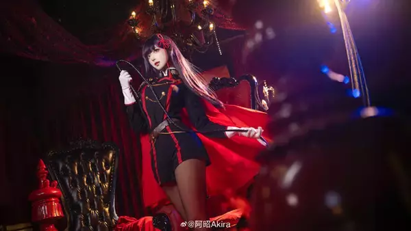 「【タイツの日】絶妙な透け感と艶やかなシルエットで美脚を引き立たせる！組長からバニーガールまで魅惑の美女コスプレイヤーまとめ【写真49枚】」の画像