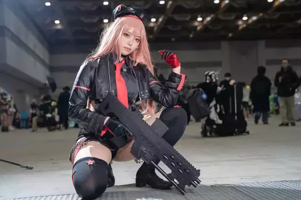 【コスプレ】2024年の冬コミをプレイバック！『NIKKE』や『ブルアカ』にホロライブまでビックサイトに集った美女レイヤー13選【写真59枚】
